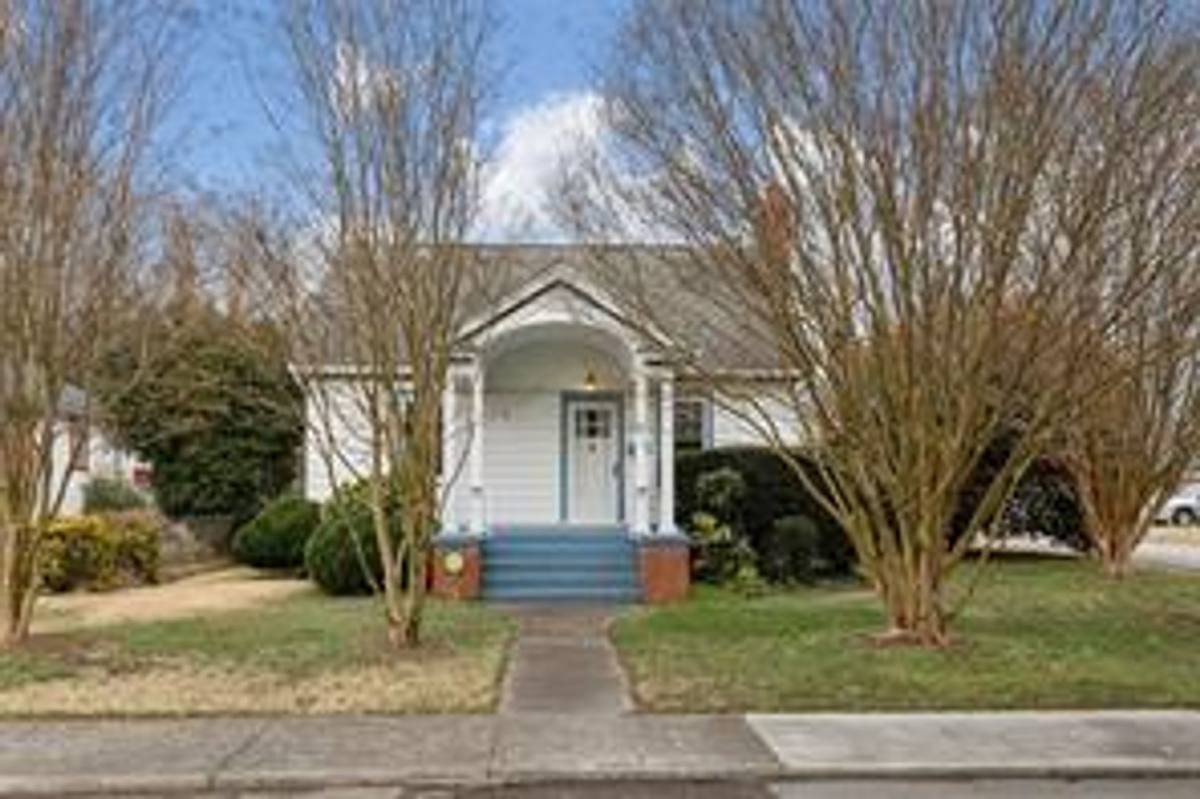 House for rent at 236 Pocahontas Place, Hampton, VA 23661
