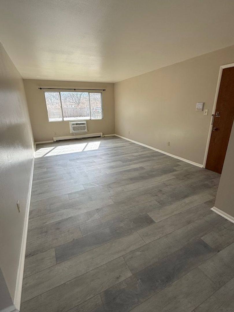 Apartment for rent at 1735 15th Ave, Kenosha, WI 53140
