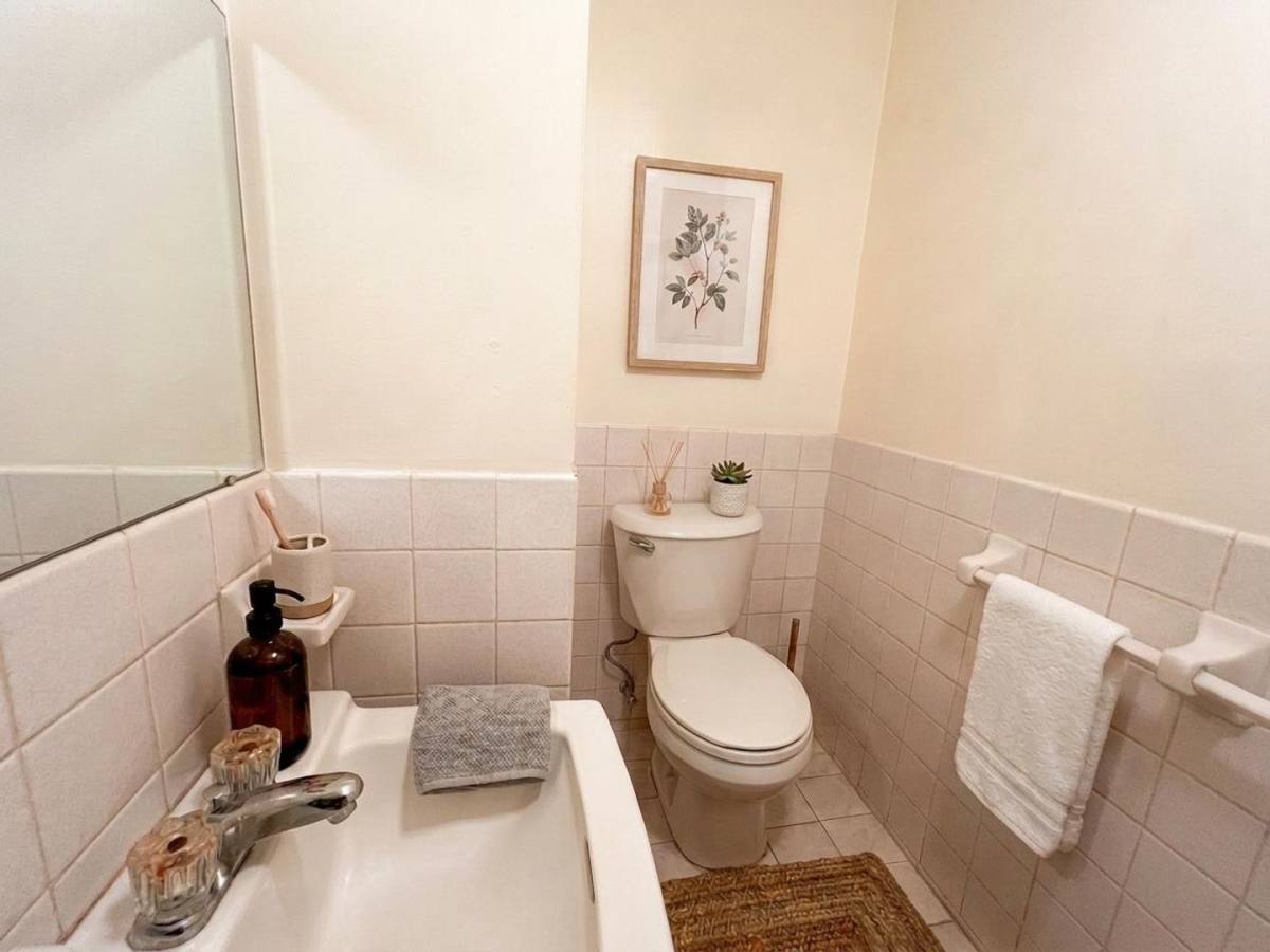 Apartment for rent at 406-408 W Lafayette St, West Chester, PA 19380