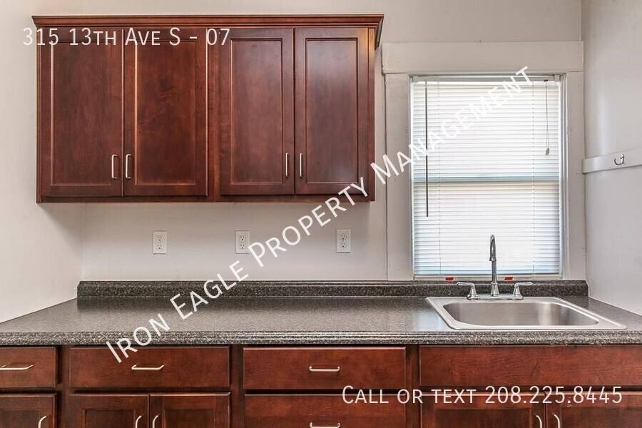 Apartment for rent at 315 13th Ave S #7, Nampa, ID 83651