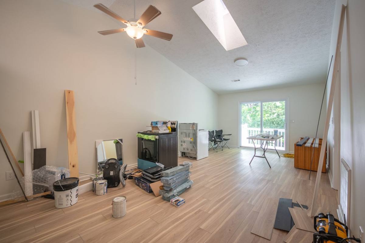 Townhouse for rent at 373 Tinkerview Rd, Cloverdale, VA 24077