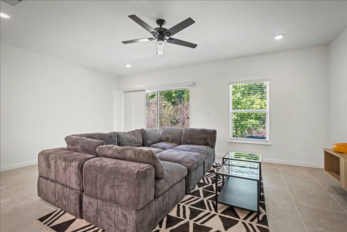 Townhouse for rent at 3231 Penny Cove Lane, Jacksonville, FL 32218