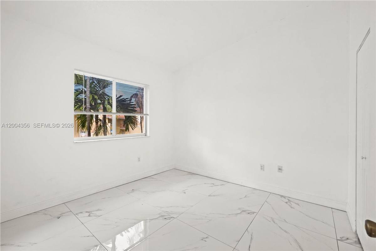 Condo for rent at 631 NW 79th Terrace, Hollywood, FL 33024