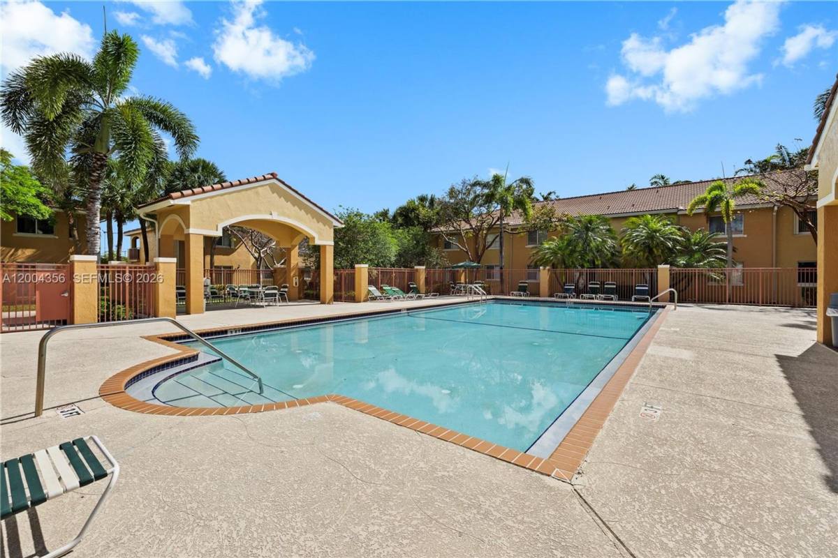 Condo for rent at 631 NW 79th Terrace, Hollywood, FL 33024