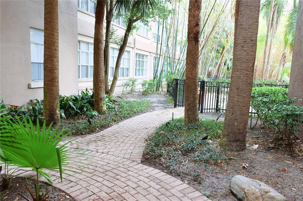 Apartment for rent at 501 S Moody Ave #5011119A, Tampa, FL 33609