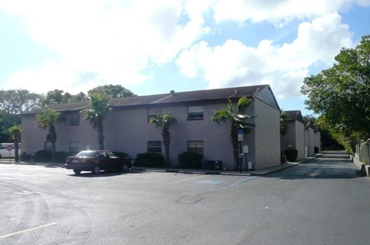 Apartment for rent at 1323 Baywatch Loop, Tampa, FL 33612