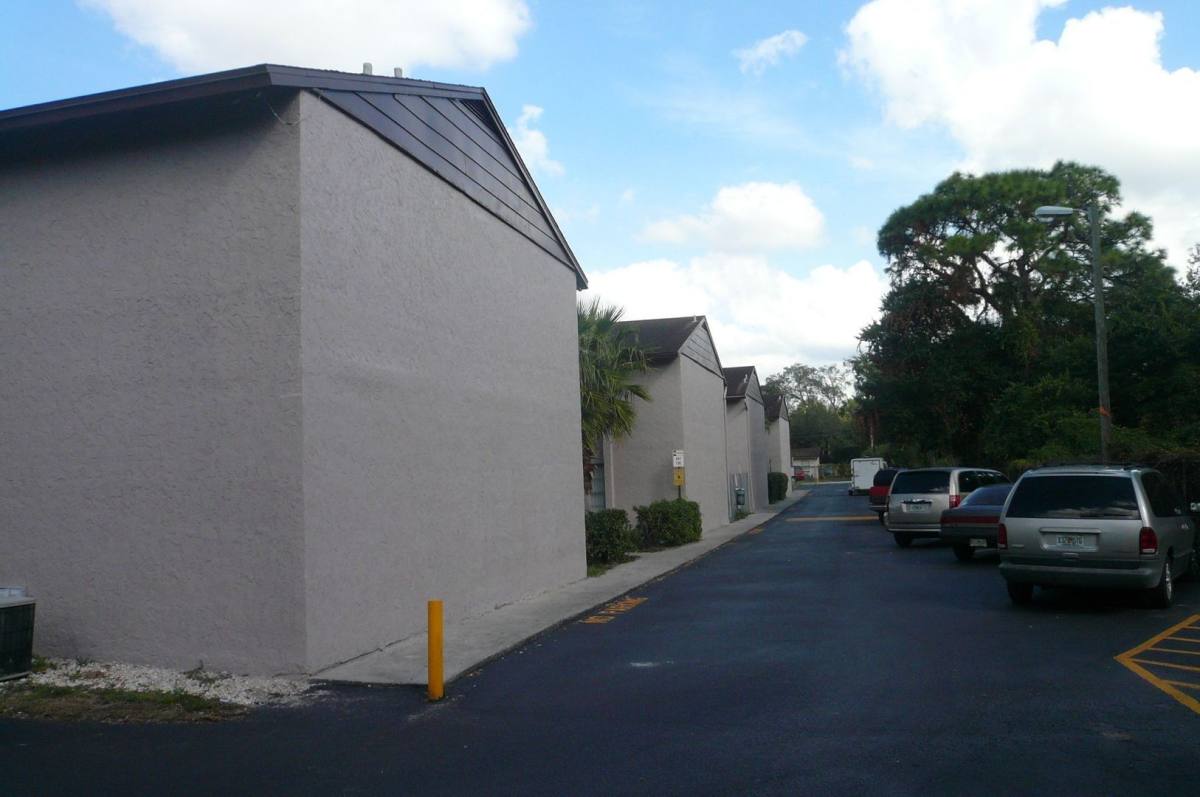 Apartment for rent at 1323 Baywatch Loop, Tampa, FL 33612