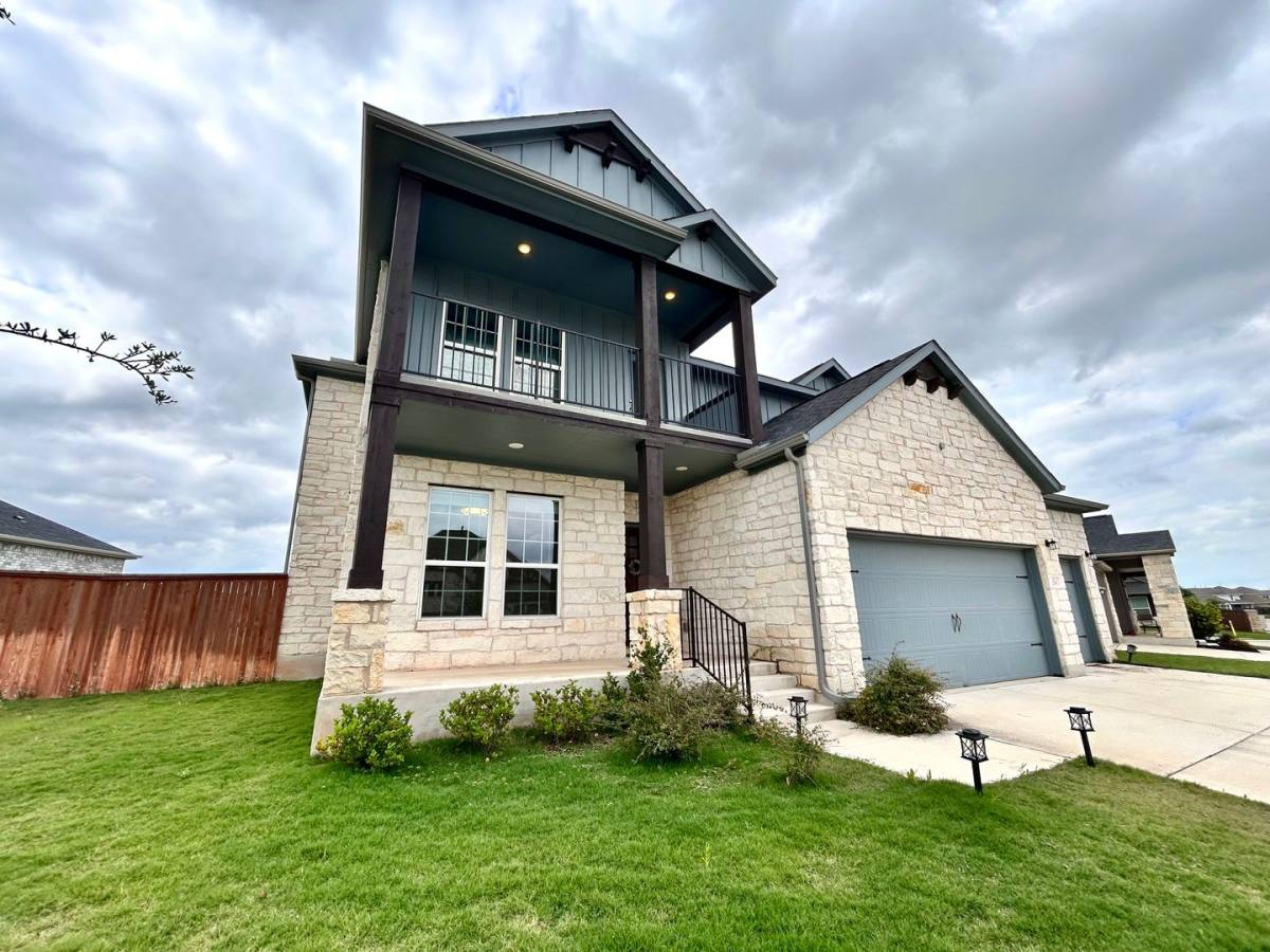 House for rent at 208 Azalea Springs Rd, Liberty Hill, TX 78642