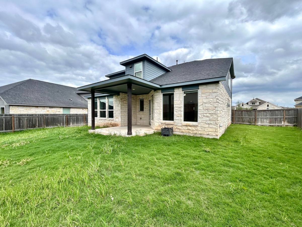 House for rent at 208 Azalea Springs Rd, Liberty Hill, TX 78642