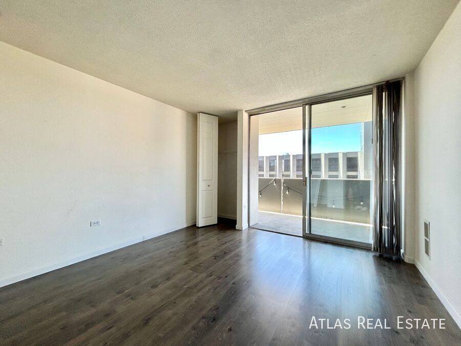 House for rent at 909 Logan St #9E, Denver, CO 80203