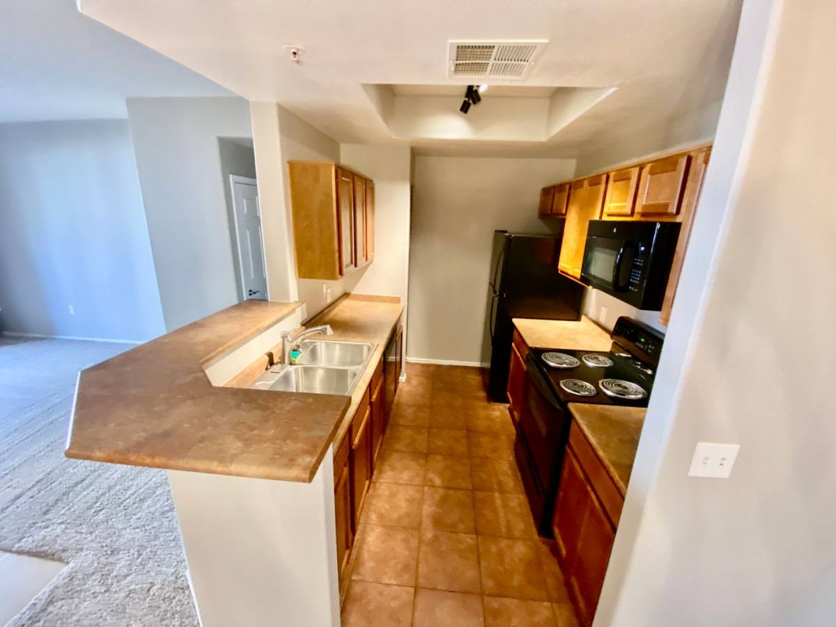 Condo for rent at 3830 E Lakewood Parkway, Phoenix, AZ 85048