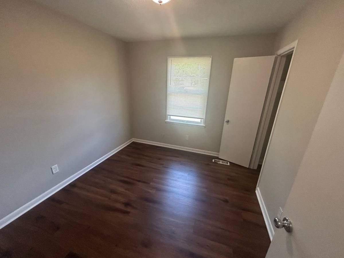 House for rent at 1904 Oglesby Dr, Huntsville, AL 35816