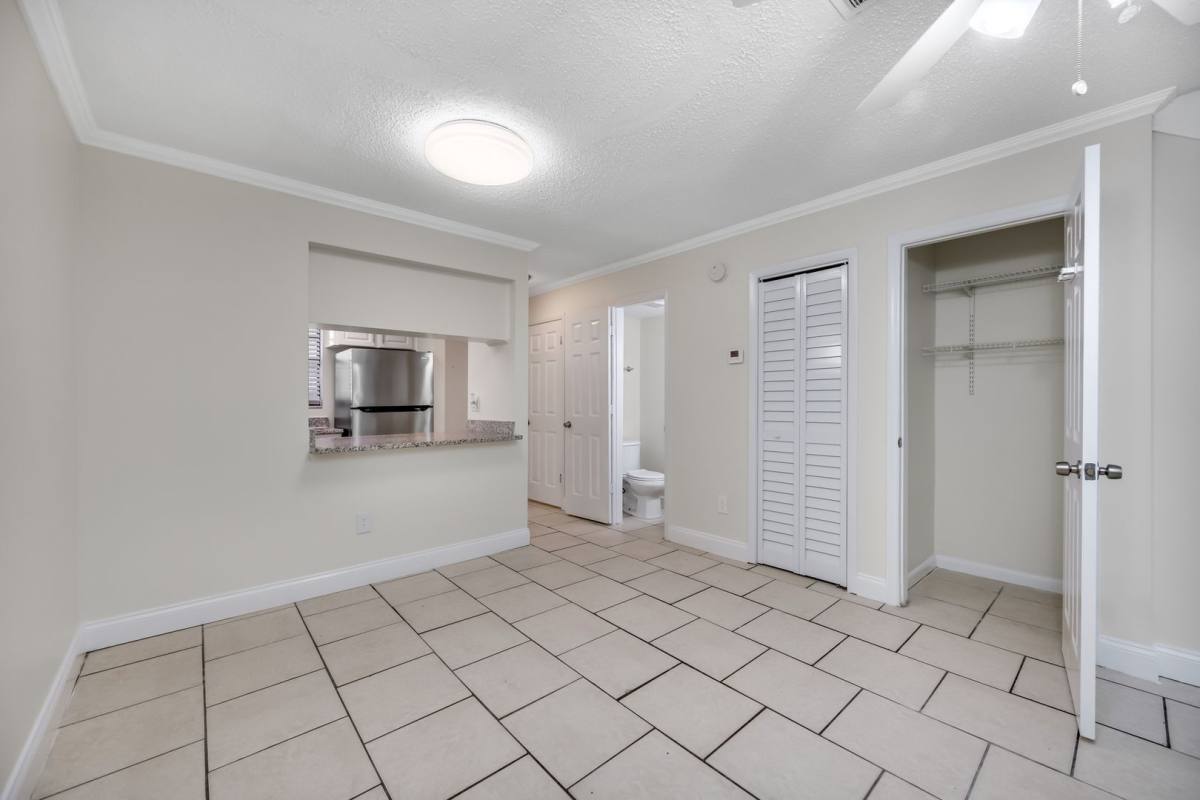 Townhouse for rent at 6119 Memorial Highway, Tampa, FL 33615