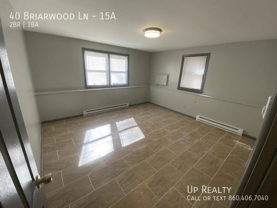 Apartment for rent at 40 Briarwood Lane #15A, Branford, CT 06405