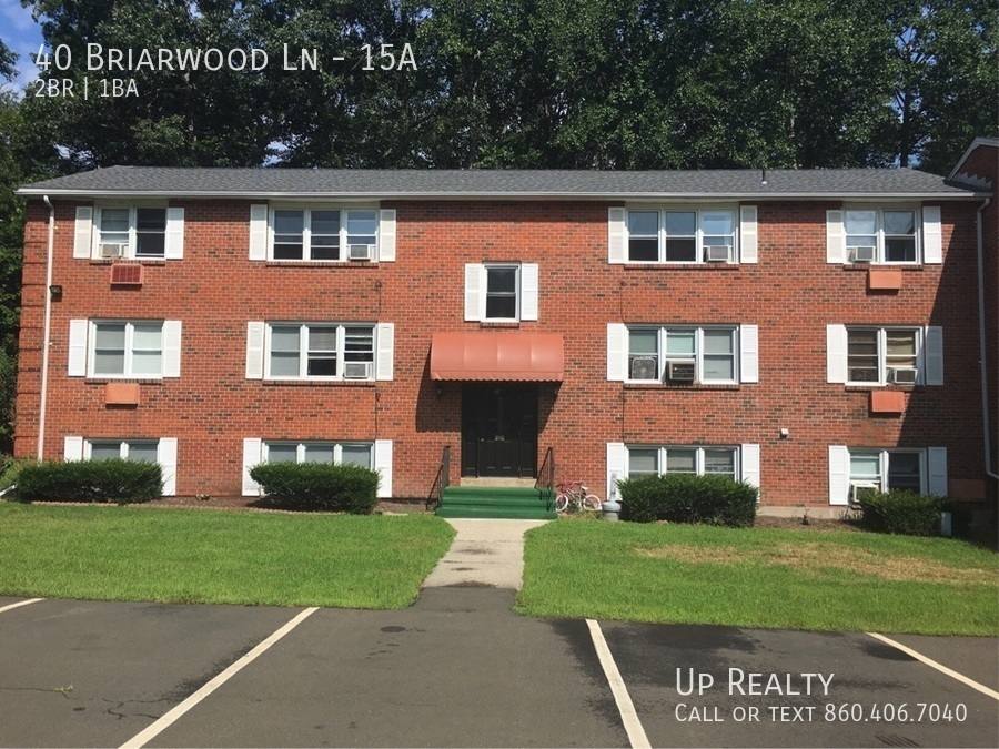 Apartment for rent at 40 Briarwood Lane #15A, Branford, CT 06405