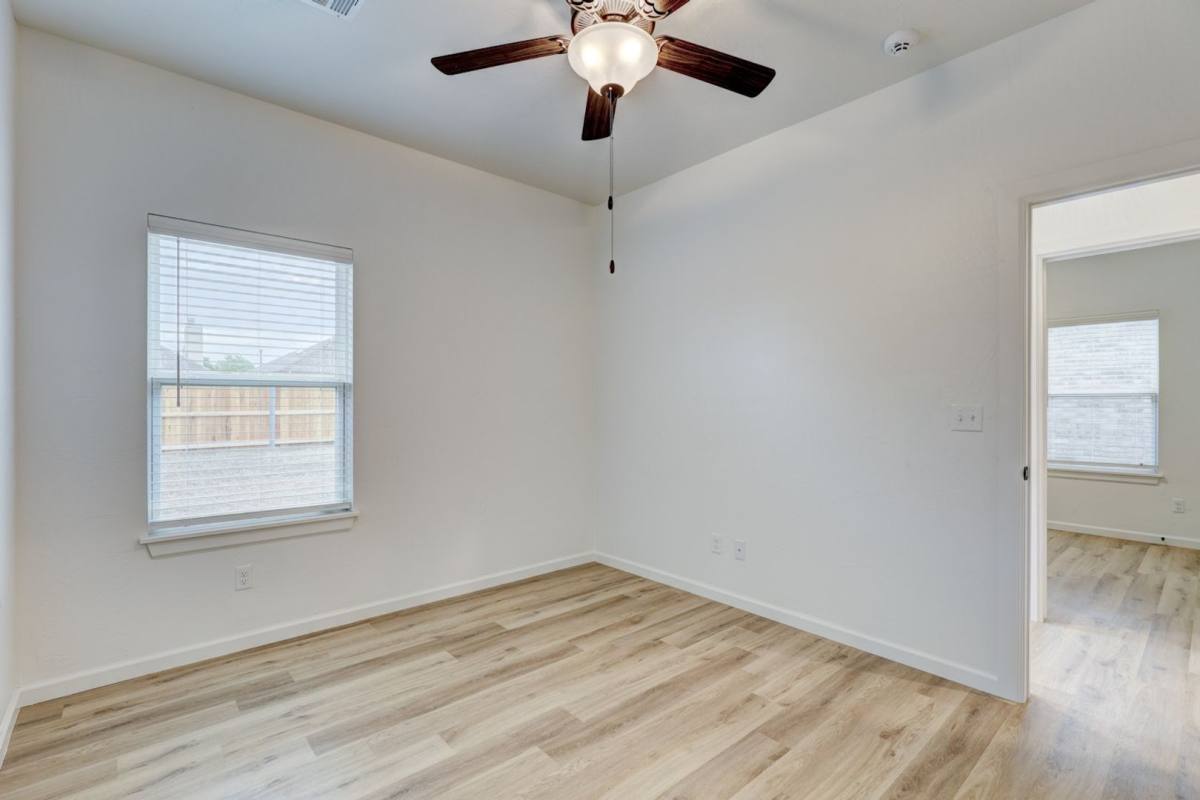 House for rent at 1129 Carpe Diem Court, Edmond, OK 73003