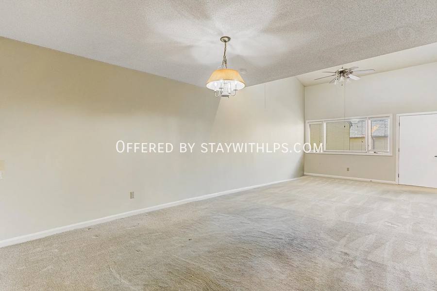 Townhouse for rent at 5013 Scheibler Rd #C1, Memphis, TN 38128