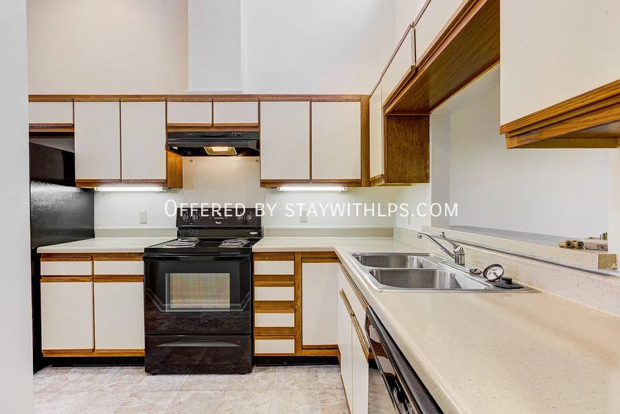 Townhouse for rent at 5013 Scheibler Rd #C1, Memphis, TN 38128