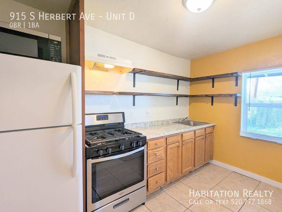 Apartment for rent at 915 S Herbert Ave #D, Tucson, AZ 85701