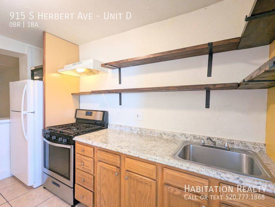 Apartment for rent at 915 S Herbert Ave #D, Tucson, AZ 85701