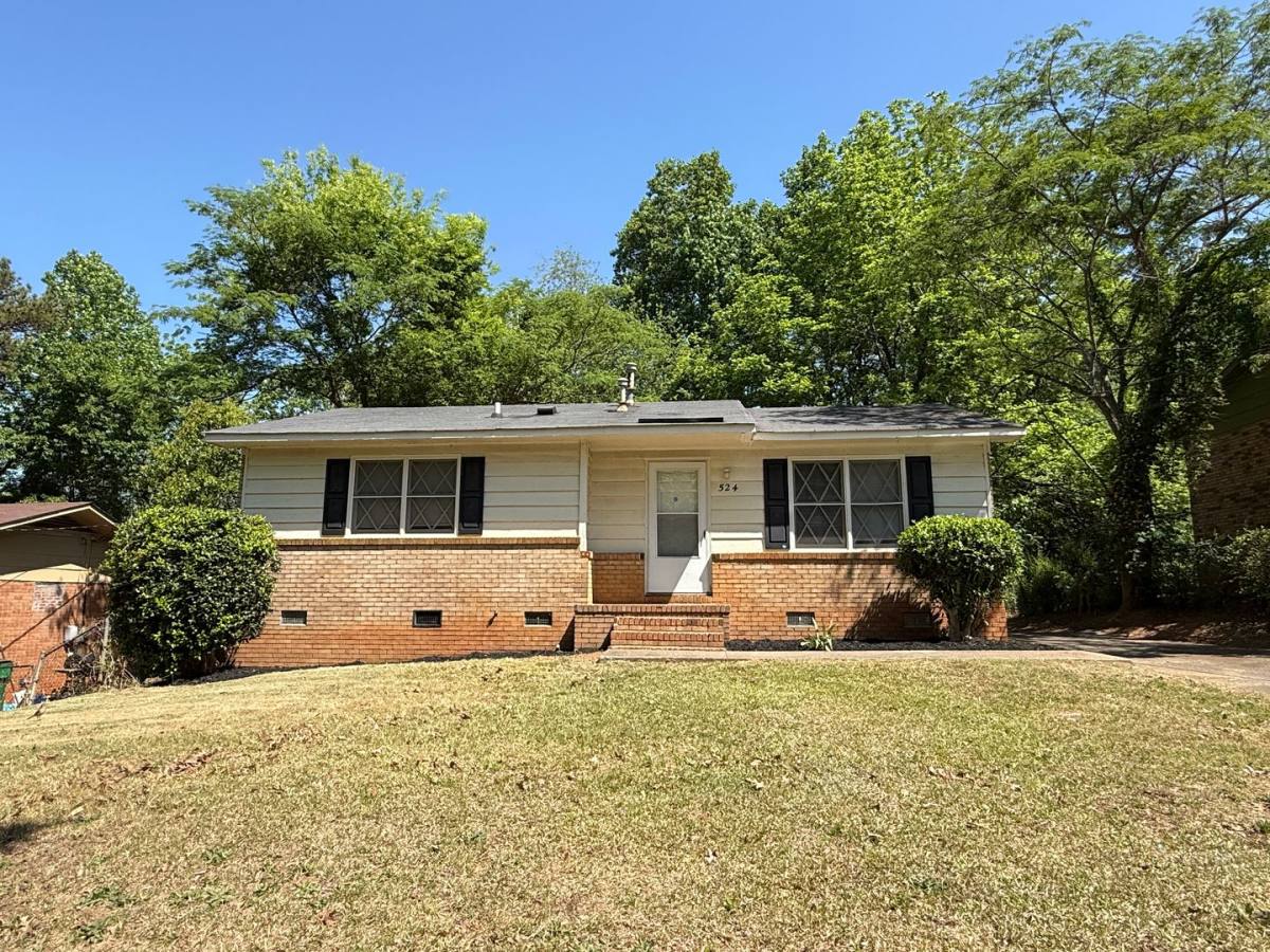 House for rent at 524 Echodale Dr, Charlotte, NC 28217