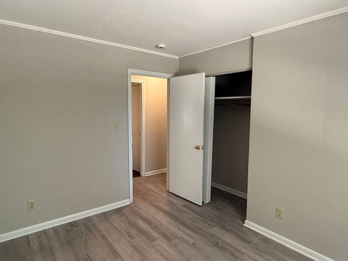 House for rent at 524 Echodale Dr, Charlotte, NC 28217
