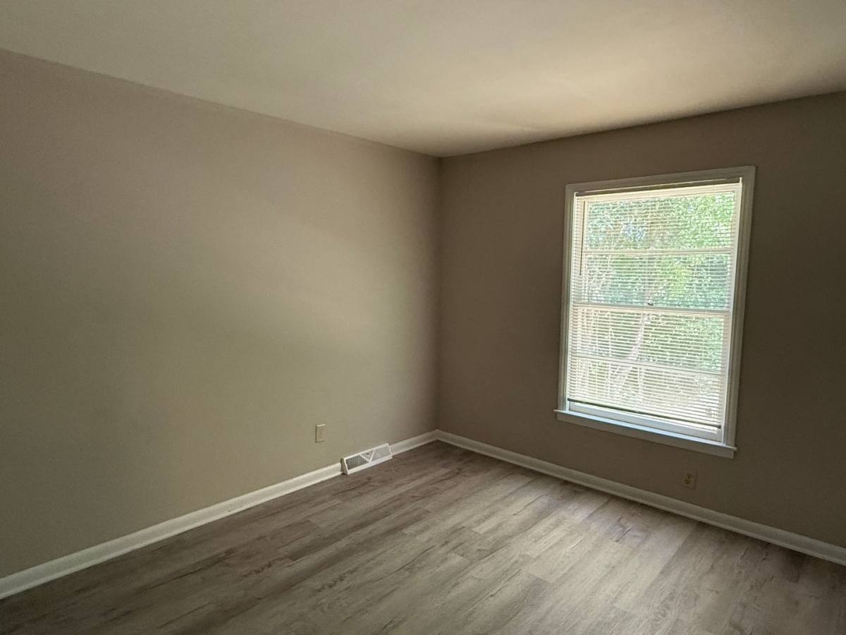 House for rent at 524 Echodale Dr, Charlotte, NC 28217