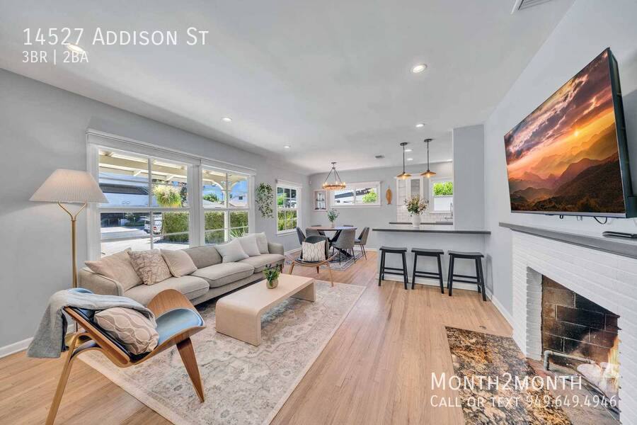 House for rent at 14527 Addison St, Sherman Oaks, CA 91403