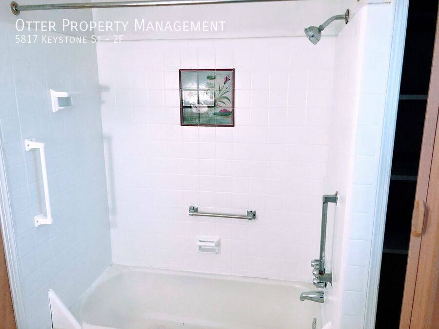 Apartment for rent at 5817 Keystone St #2F, Philadelphia, PA 19135