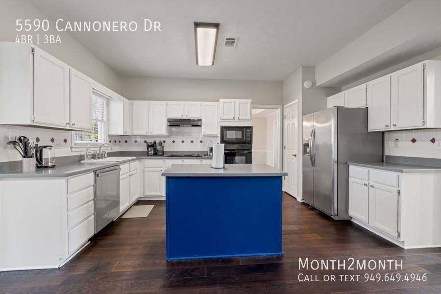 House for rent at 5590 Cannonero Dr, Alpharetta, GA 30005