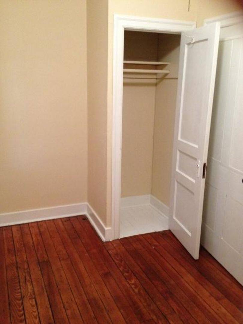 Apartment for rent at 142 S Hanover St #1, Carlisle, PA 17013