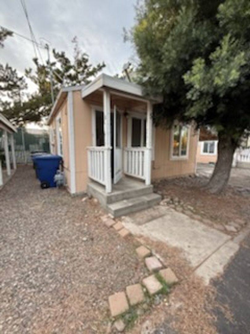 Apartment for rent at 235 E Coolidge Ave, Modesto, CA 95350