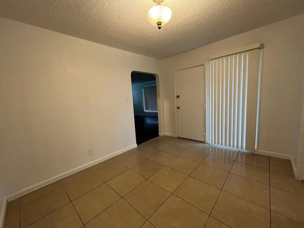 Apartment for rent at 235 E Coolidge Ave, Modesto, CA 95350