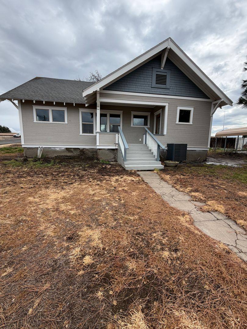 House for rent at 620 Pemberton St, Wasco, OR 97065