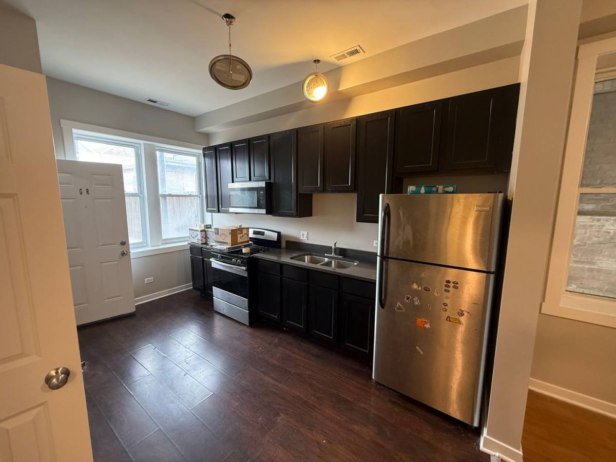 Apartment for rent at 3147 S May, Chicago, IL 60608