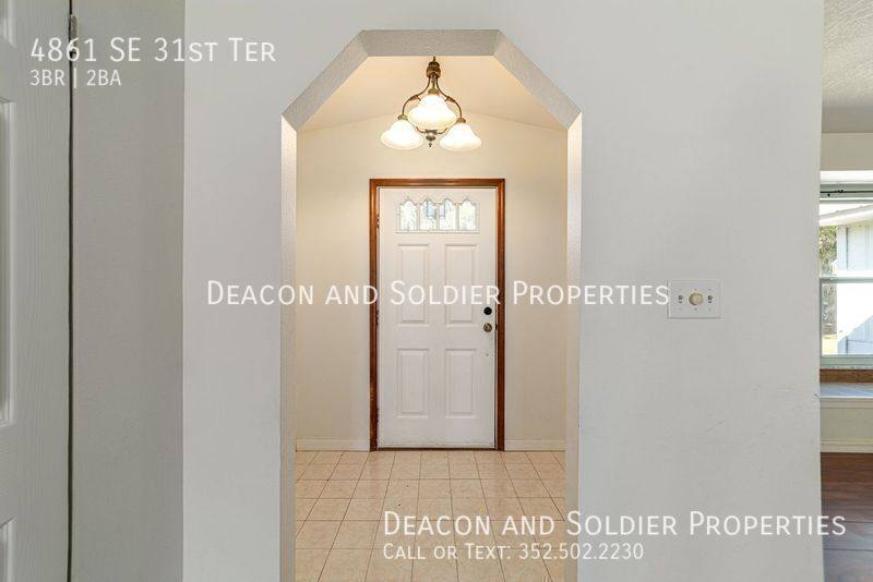 House for rent at 4861 SE 31st Terrace, Ocala, FL 34480