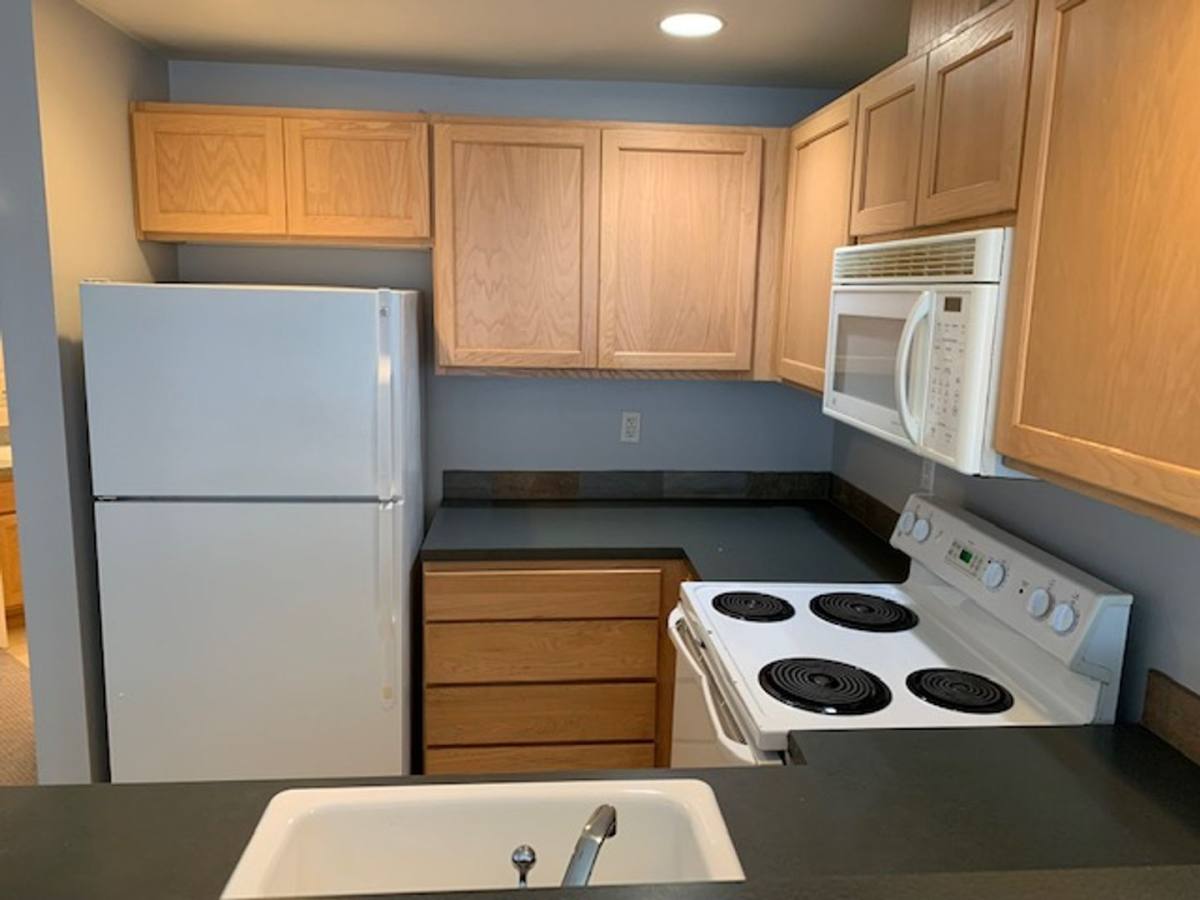 Apartment for rent at 528 3rd Ave W, Seattle, WA 98119