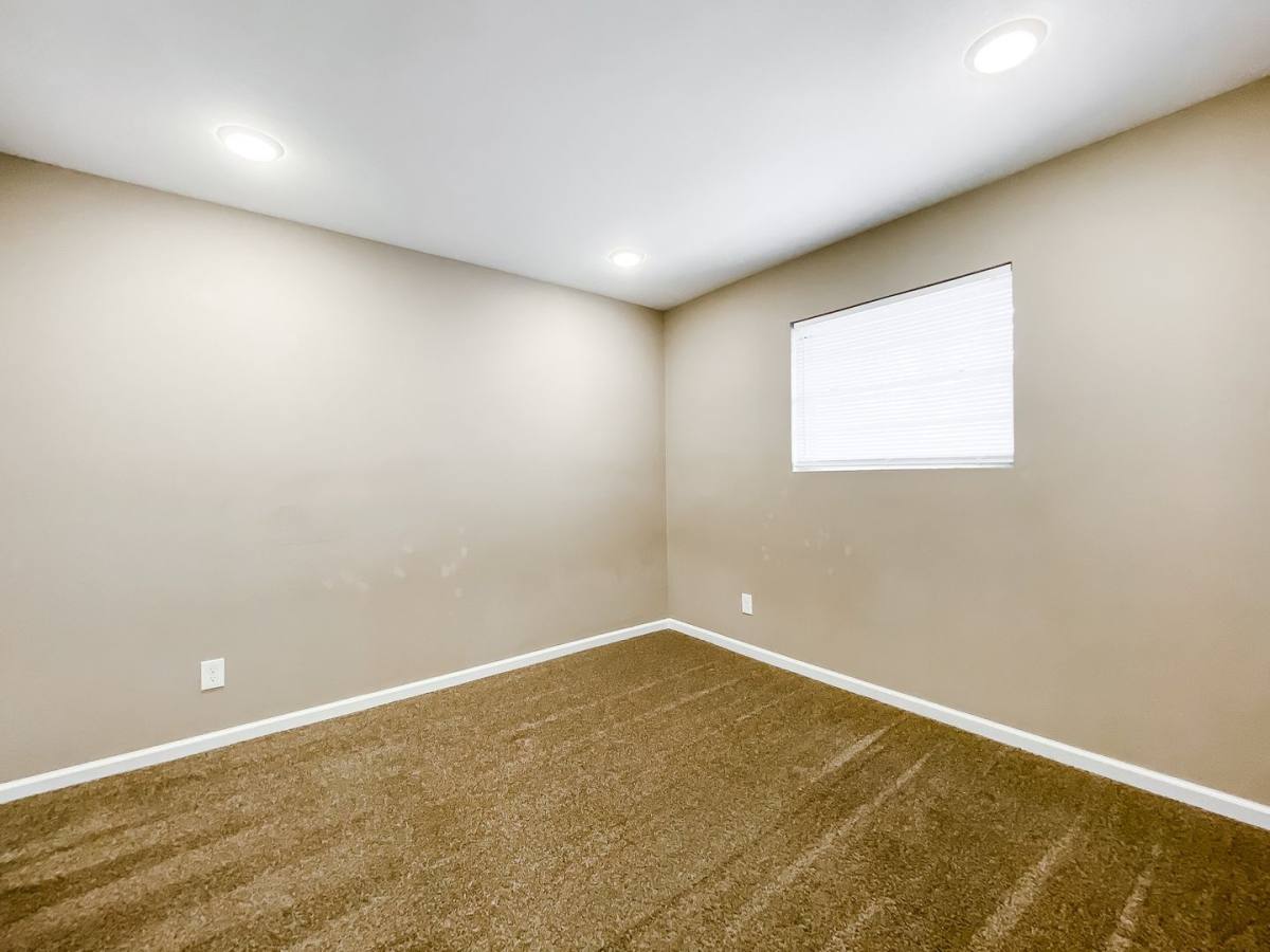 Apartment for rent at 116 E 10th Ave, Hutchinson, KS 67501