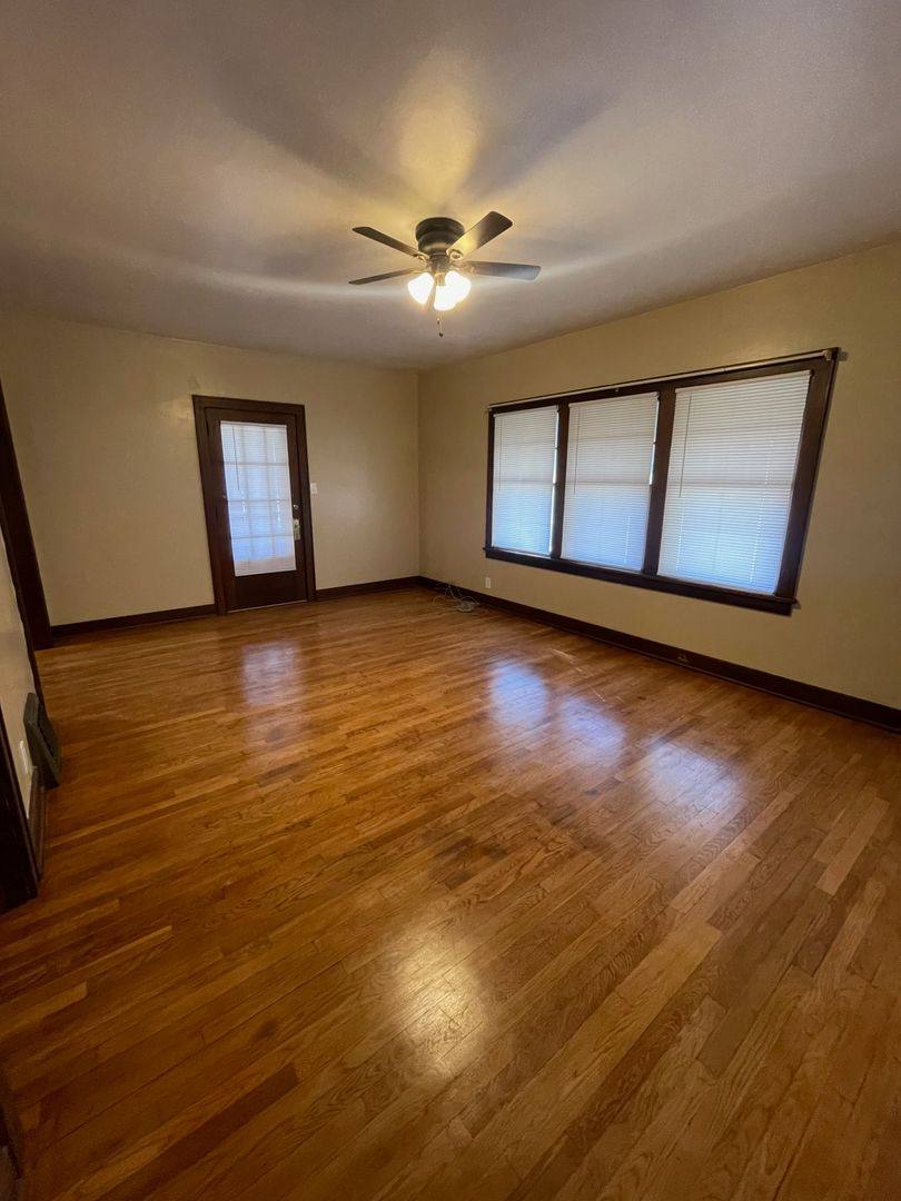 House for rent at 1122 6th St, Clay Center, KS 67432