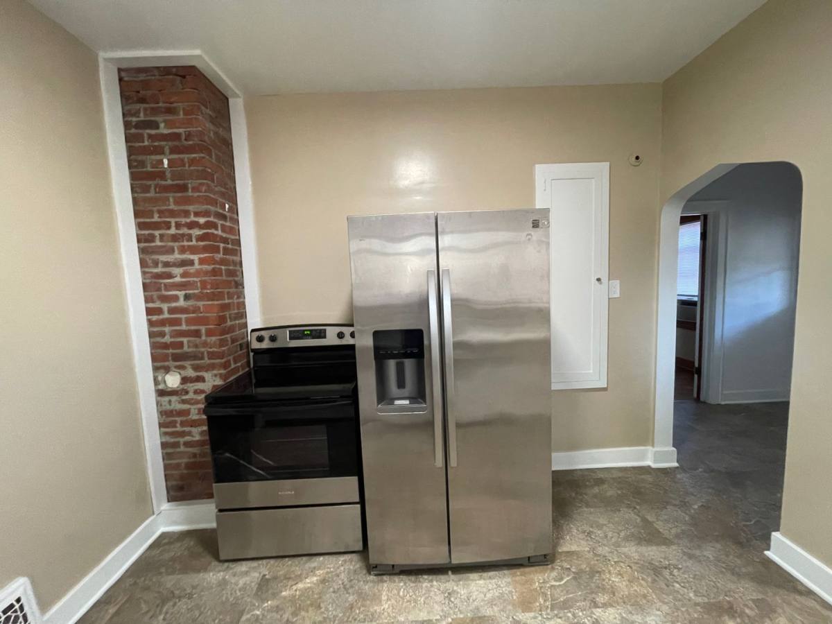 House for rent at 1122 6th St, Clay Center, KS 67432