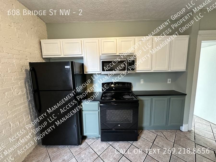 House for rent at 608 Bridge St NW #2, Grand Rapids, MI 49504