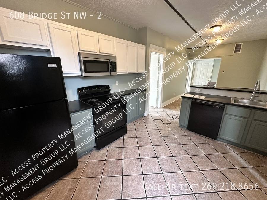 House for rent at 608 Bridge St NW #2, Grand Rapids, MI 49504