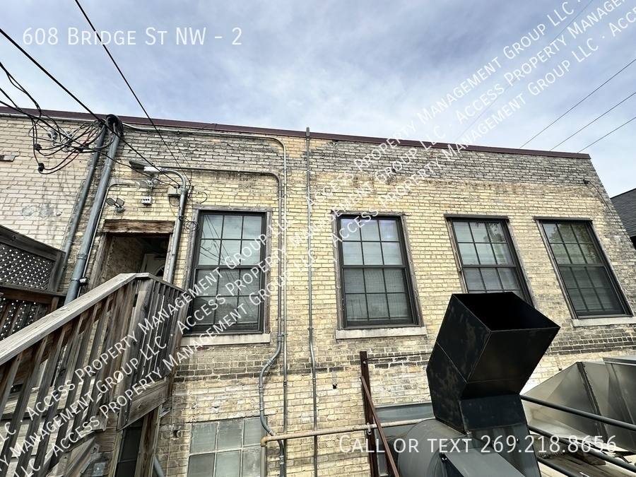 House for rent at 608 Bridge St NW #2, Grand Rapids, MI 49504