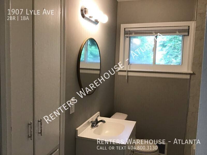 Townhouse for rent at 1907 Lyle Ave, Atlanta, GA 30337