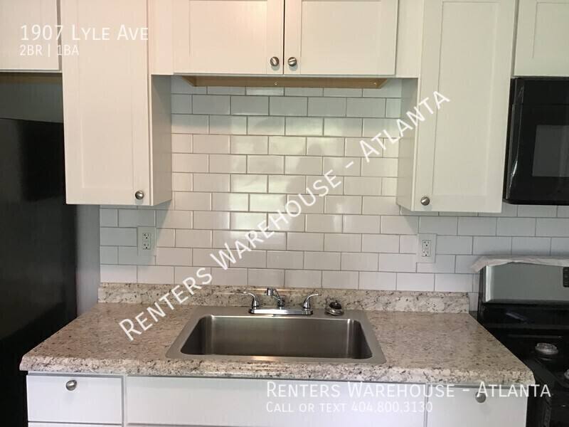 Townhouse for rent at 1907 Lyle Ave, Atlanta, GA 30337