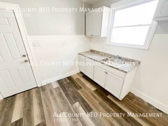 Apartment for rent at 3412 W 117th St #DOWN, Cleveland, OH 44111
