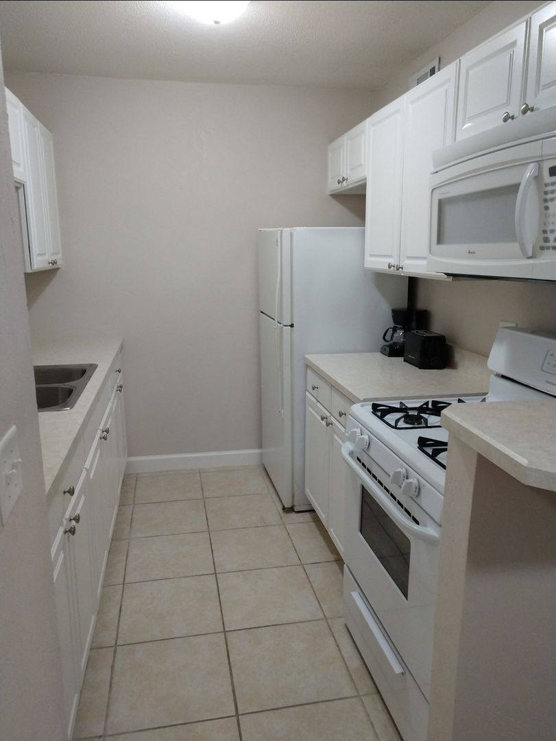 Condo for rent at 1700 SW 16th Court, Gainesville, FL 32608