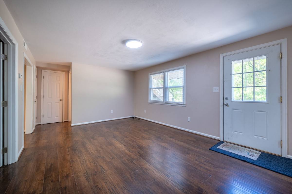Apartment for rent at 2561 Rutrough Rd, Roanoke, VA 24014