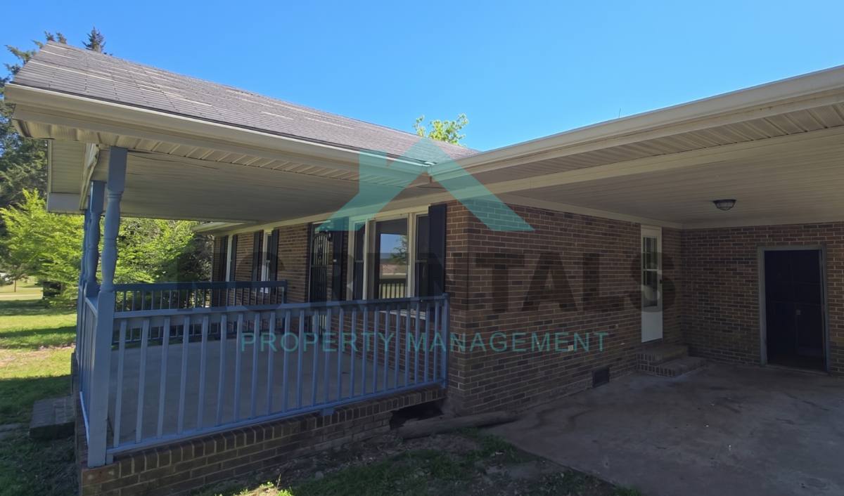 House for rent at 900 Greenwood Blvd, Tarboro, NC 27886