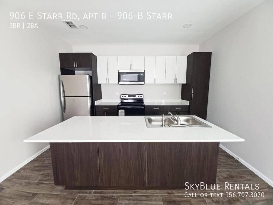 Apartment for rent at 906 E Starr Rd #B, Mercedes, TX 78570